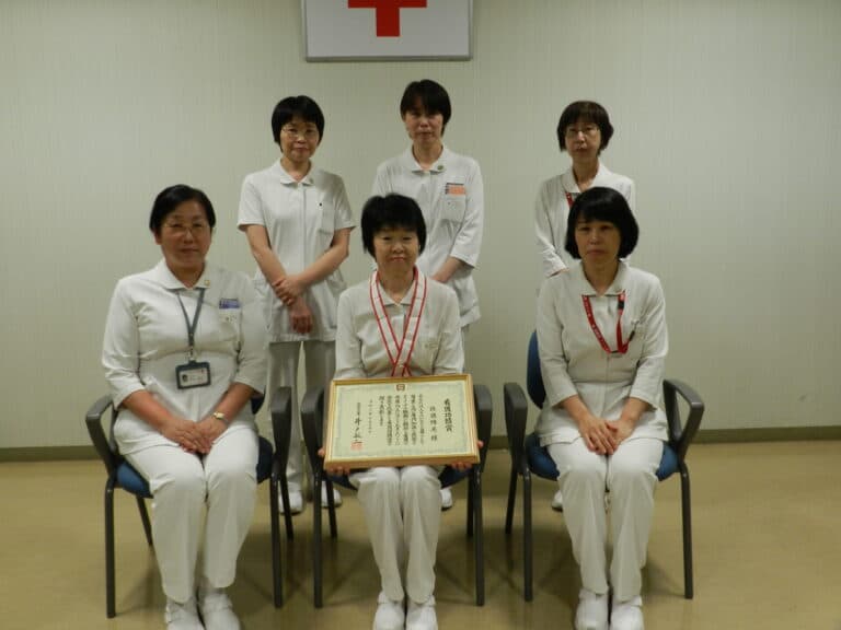 老健の佐藤課長が兵庫県看護功績賞を受賞しました